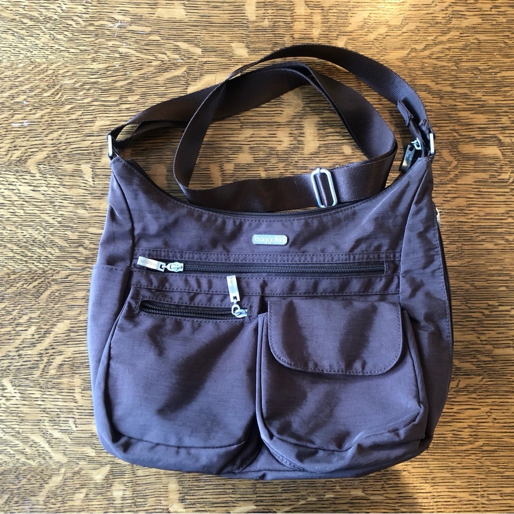 Baggallini Modern Everywhere Nylon Hobo Crossbody Bag EUC